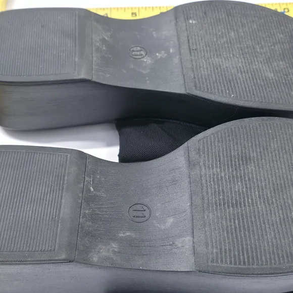 11 Maurice’s sandal black SuperCush April Platform slip on 90’s Y2K - Picture 6 of 9